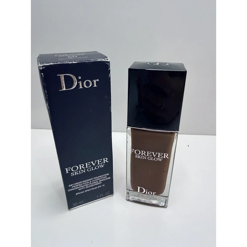 Dior Forever‎ Skin Glow 24h Wear Radiant Foundation - 8N
